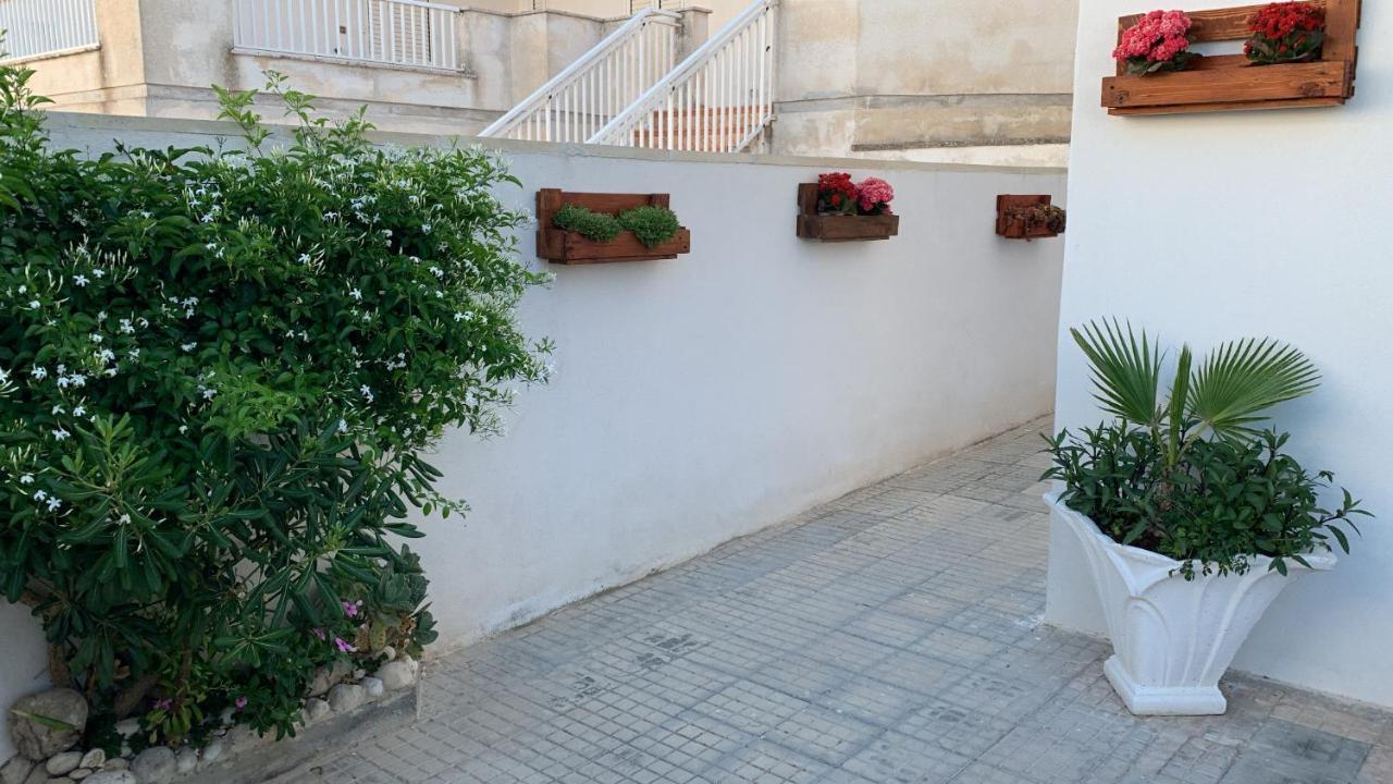 Casa Di Nonna Checca Bed & Breakfast Santa Maria di Leuca Bagian luar foto